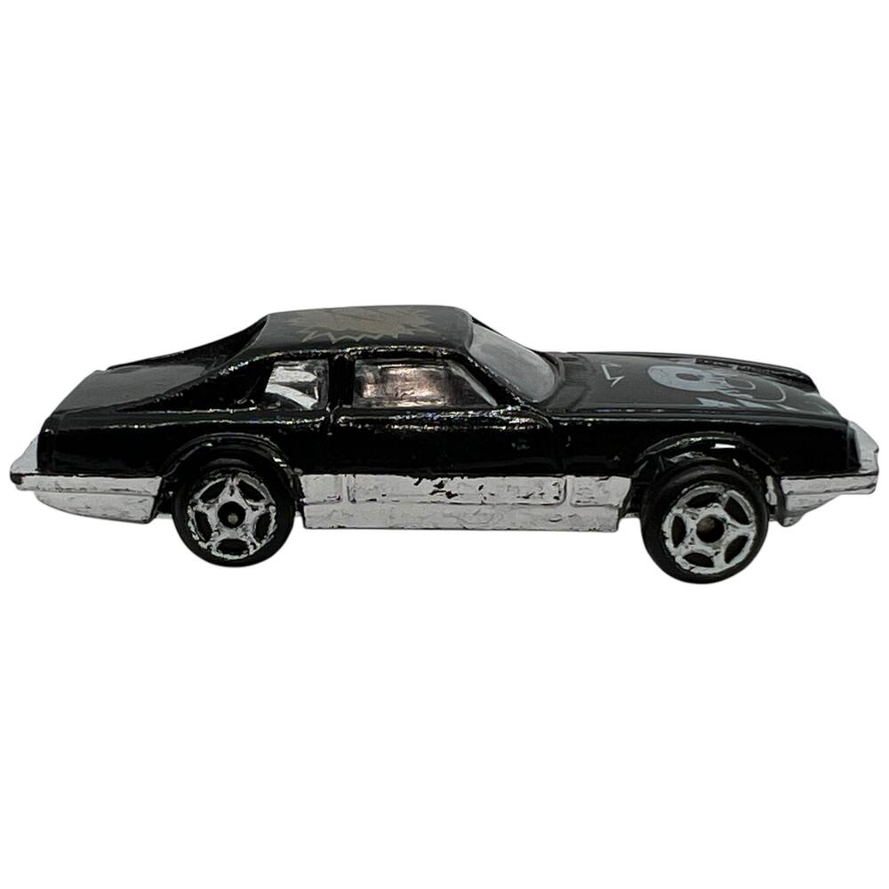 Black Number 8 Lightning Muscle Car Die-Cast